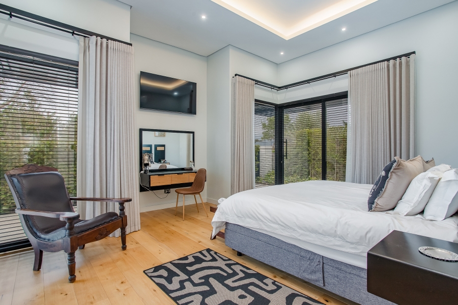 4 Bedroom Property for Sale in Val De Vie Estate Western Cape